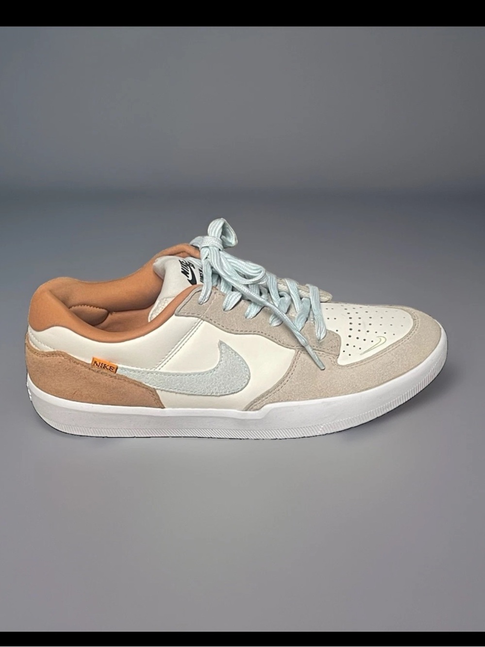 Nike SB Skateboarding Shoes Men’s Size 9.5